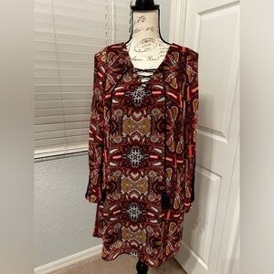 Love Fire Women’s Small Tunic dress with Crocheted sleeve accent